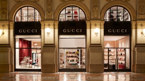 gucci milano lavoro|Gucci outlet job.